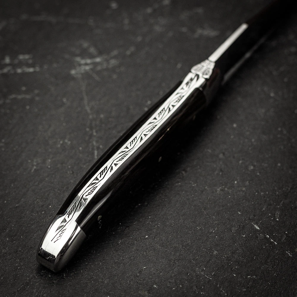 Forge De Laguiole Folding Knife High Polish Blade With Dark Horn Handle - 11cm 6 Forge De Laguiole Folding Knife High Polish Blade With Dark Horn Handle - 11cm - Image 4