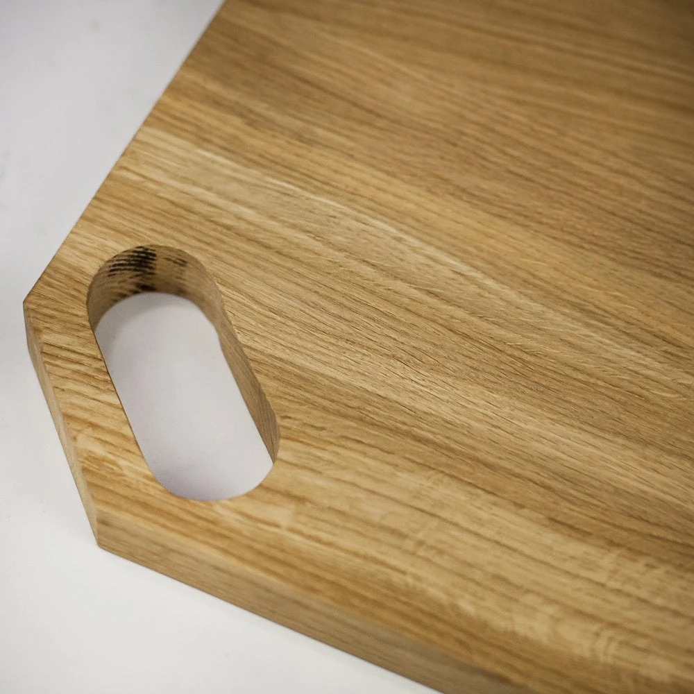 Rio Lindo Solid Oak Chopping Board With Handle - Medium 6 Rio Lindo Solid Oak Chopping Board With Handle - Medium - Image 4