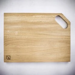 Rio Lindo Solid Oak Chopping Board With Handle - Medium