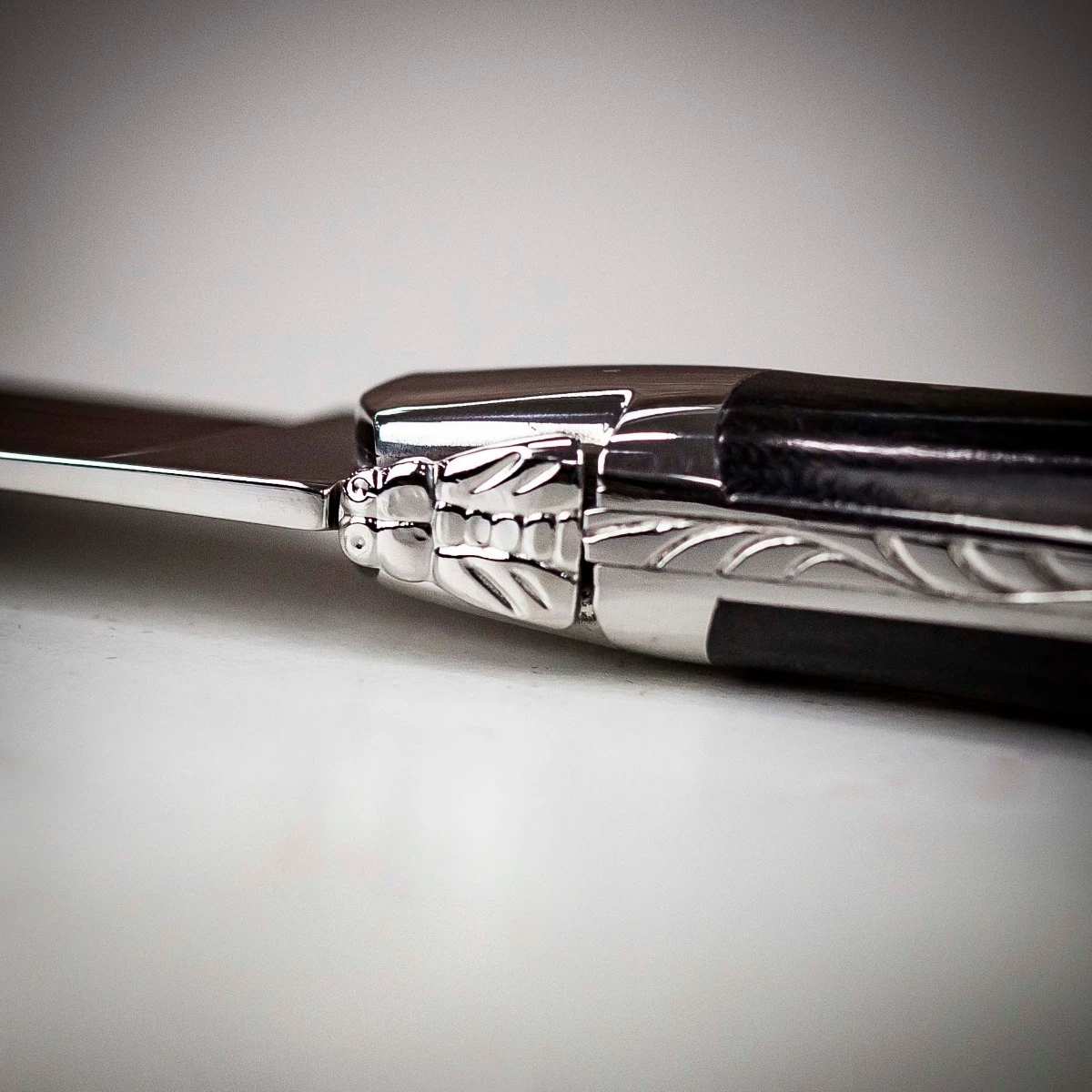 Forge De Laguiole Carving Knife With Ebony Handle 6 Forge De Laguiole Carving Knife With Ebony Handle - Image 4