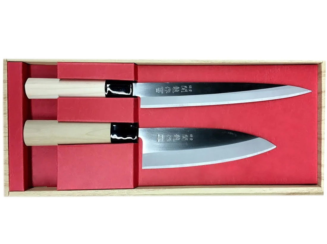 Jaku 2-piece Japanese Knife Set : Deba Knife + Sashimi Knife 3 Jaku 2-piece Japanese Knife Set : Deba Knife + Sashimi Knife