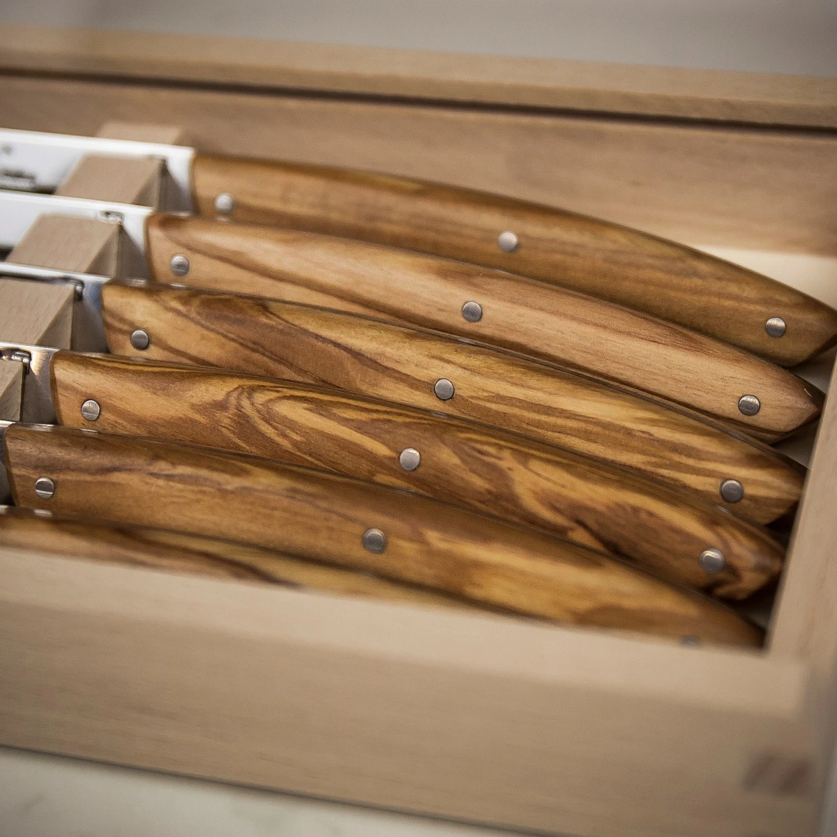 Jean Dubost Le Thiers Steak Knives 6 Piece Set With Olive Wood Handles 7 Jean Dubost Le Thiers Steak Knives 6 Piece Set With Olive Wood Handles - Image 5