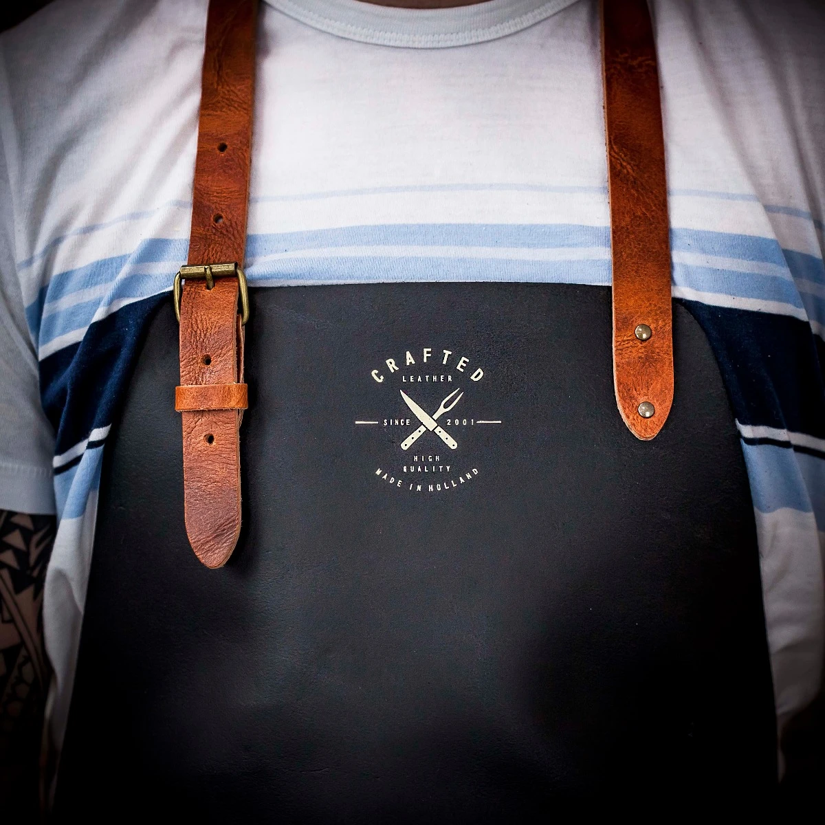 Crafted Vintage Leather Apron 7 Crafted Vintage Leather Apron - Image 5