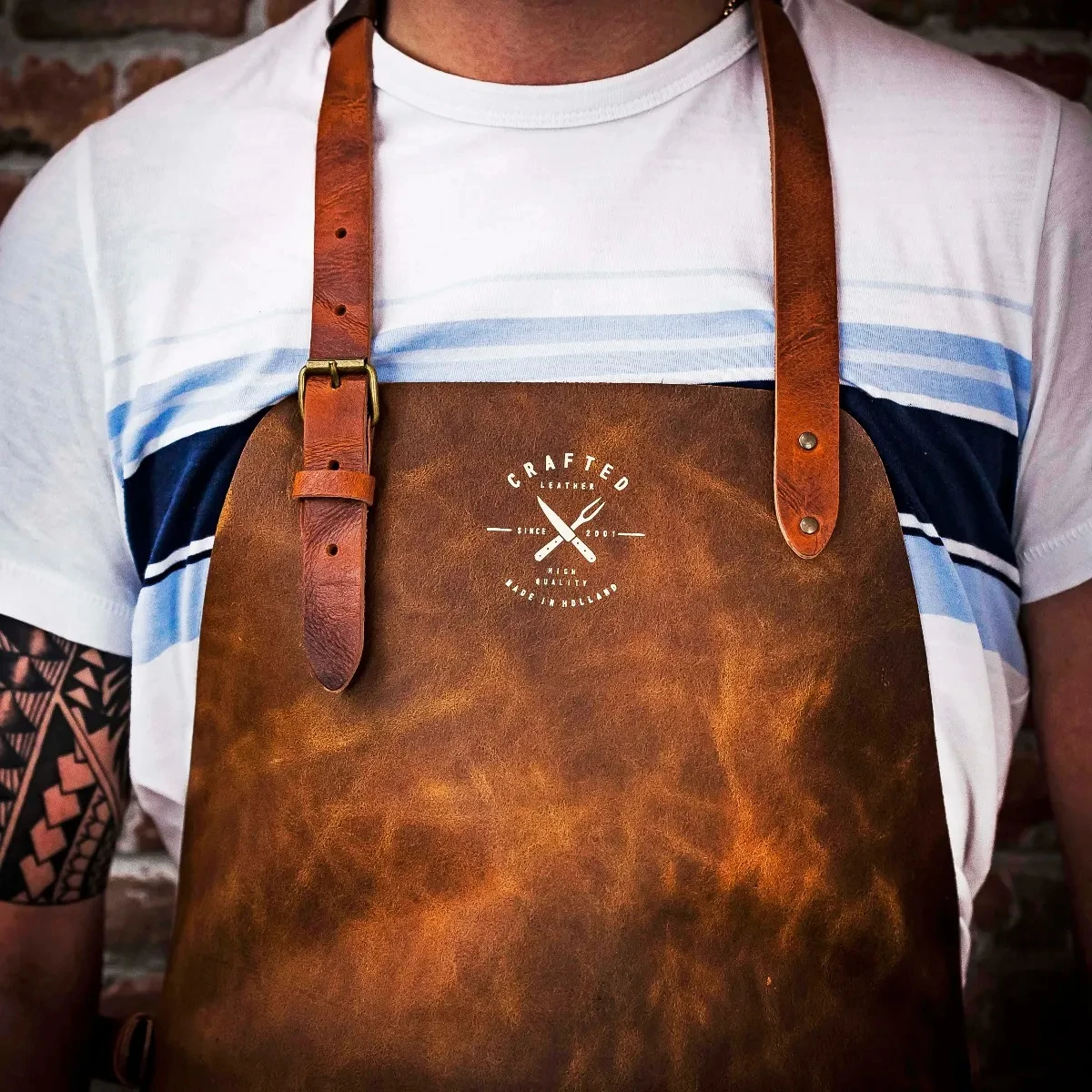 Crafted Vintage Leather Apron 9 Crafted Vintage Leather Apron - Image 7