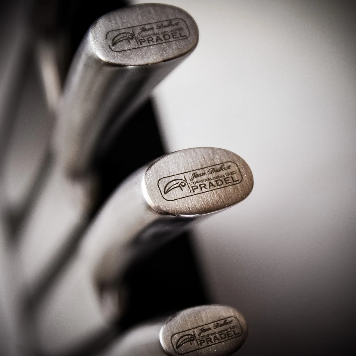 Jean Dubost Meteor Kitchen Magnetic Knife Block Set 6 Jean Dubost Meteor Kitchen Magnetic Knife Block Set - Image 4