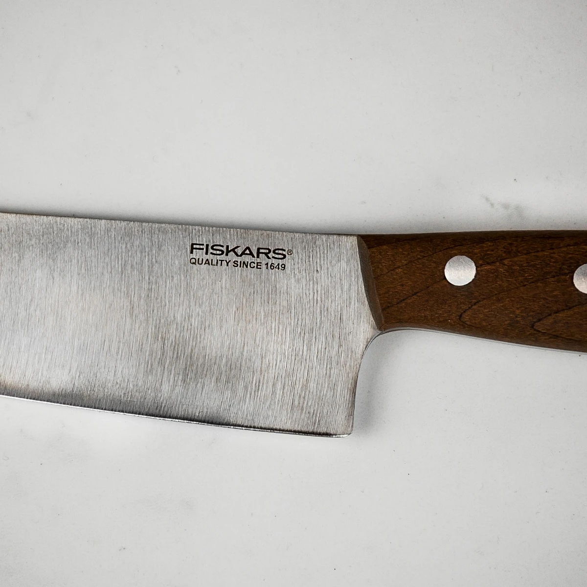 Fiskars Norr 6.3" Santoku Knife With Wooden Handle 6 Fiskars Norr 6.3" Santoku Knife With Wooden Handle - Image 4
