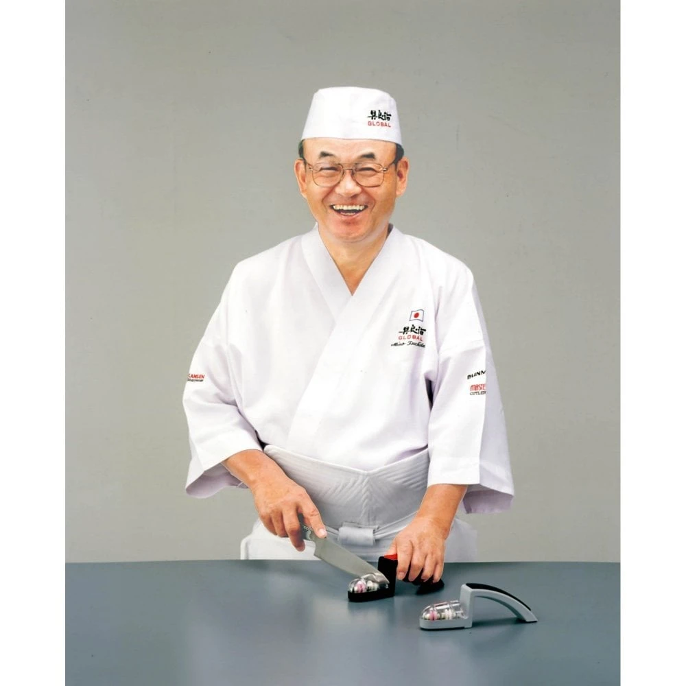 MinoSharp SH-220/BR MinoSharp Shinkansen Sharpener, Black & Red 4 MinoSharp SH-220/BR MinoSharp Shinkansen Sharpener, Black & Red - Image 2