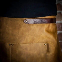 Crafted Vintage Short Leather Apron With Pocket 20 Crafted Vintage Short Leather Apron With Pocket -Kitchen Knife Store shortsandapron2 1