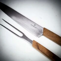 Victorinox Swiss Modern Carving Set - Walnut Wood 10 Victorinox Swiss Modern Carving Set - Walnut Wood -Kitchen Knife Store woodcarvingset2